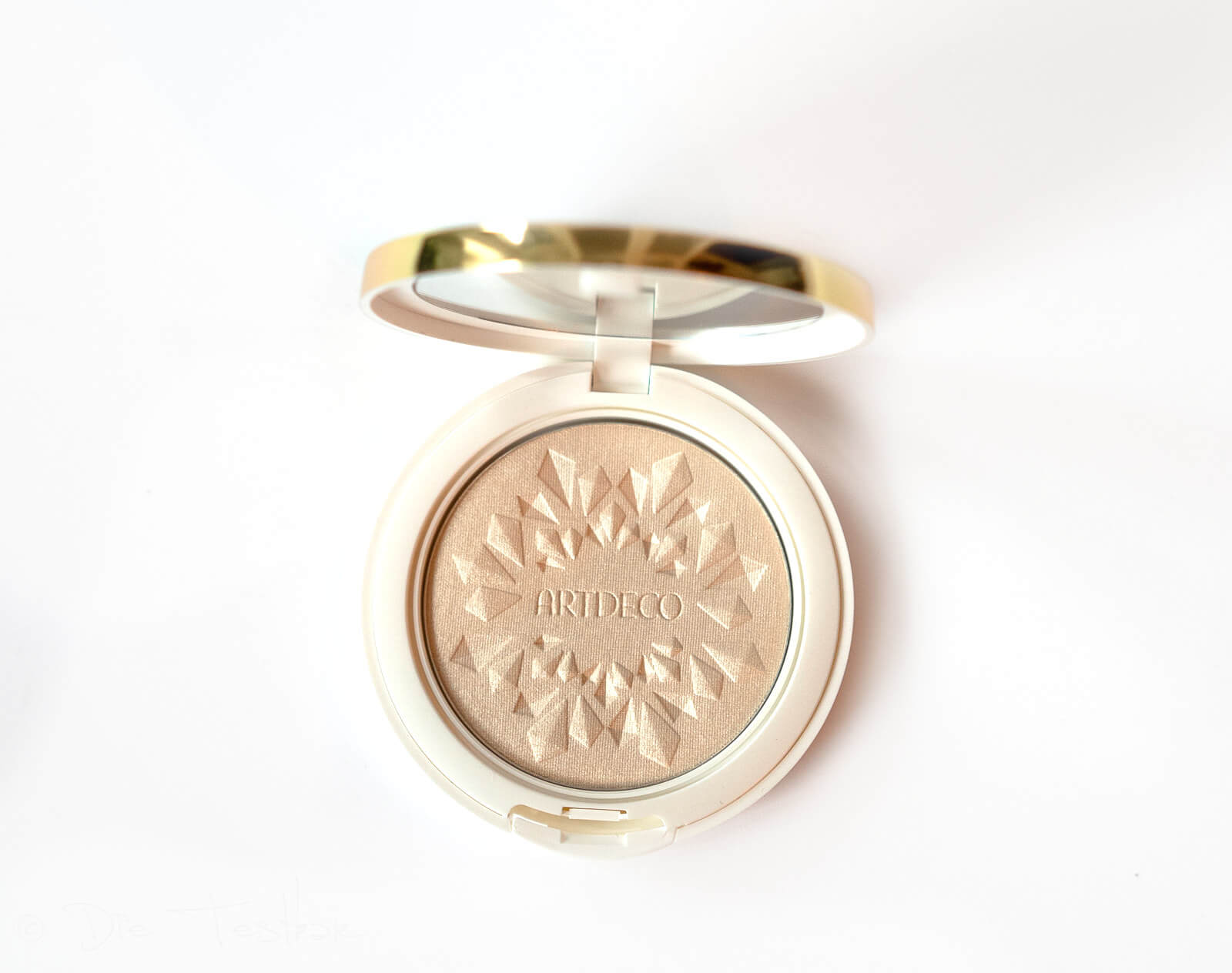 Glam Couture Blush und Glow Highlighting Powder von Artdeco 14