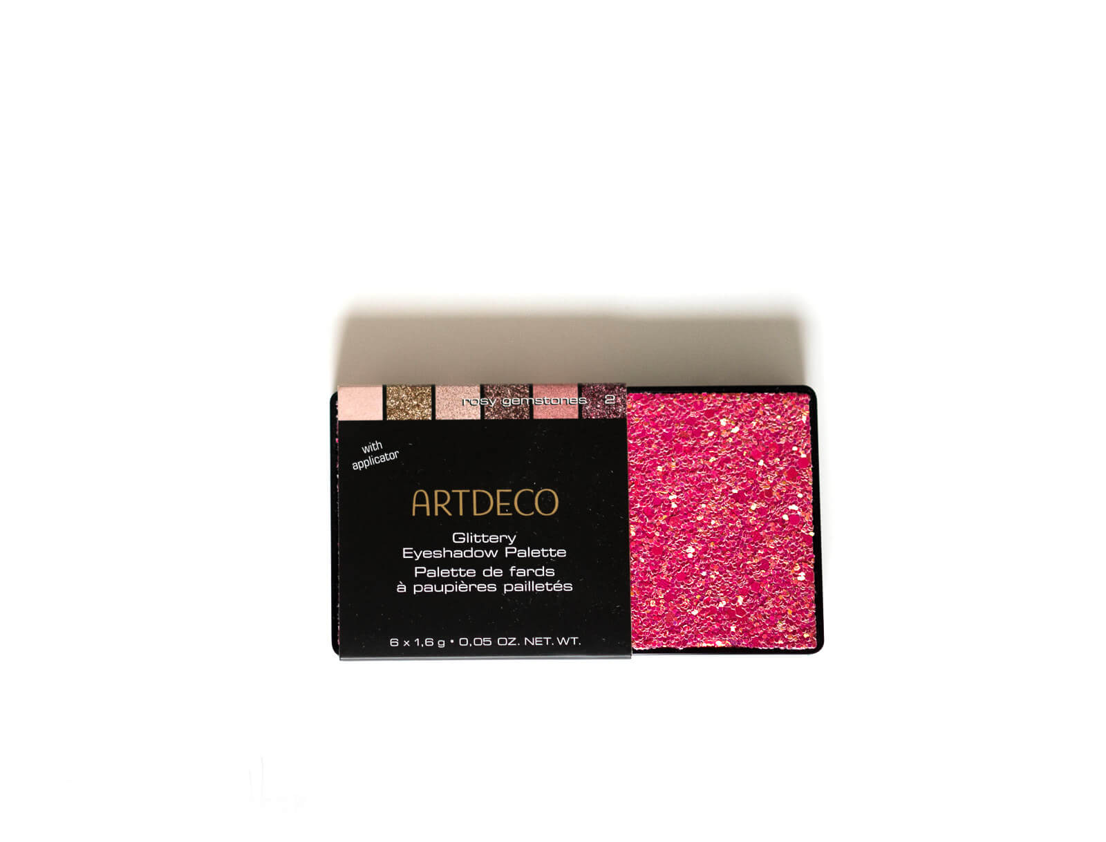 Funkelnder Auftritt - Festlicher Look mit der All that Glitter-Kollektion von Artdeco 36