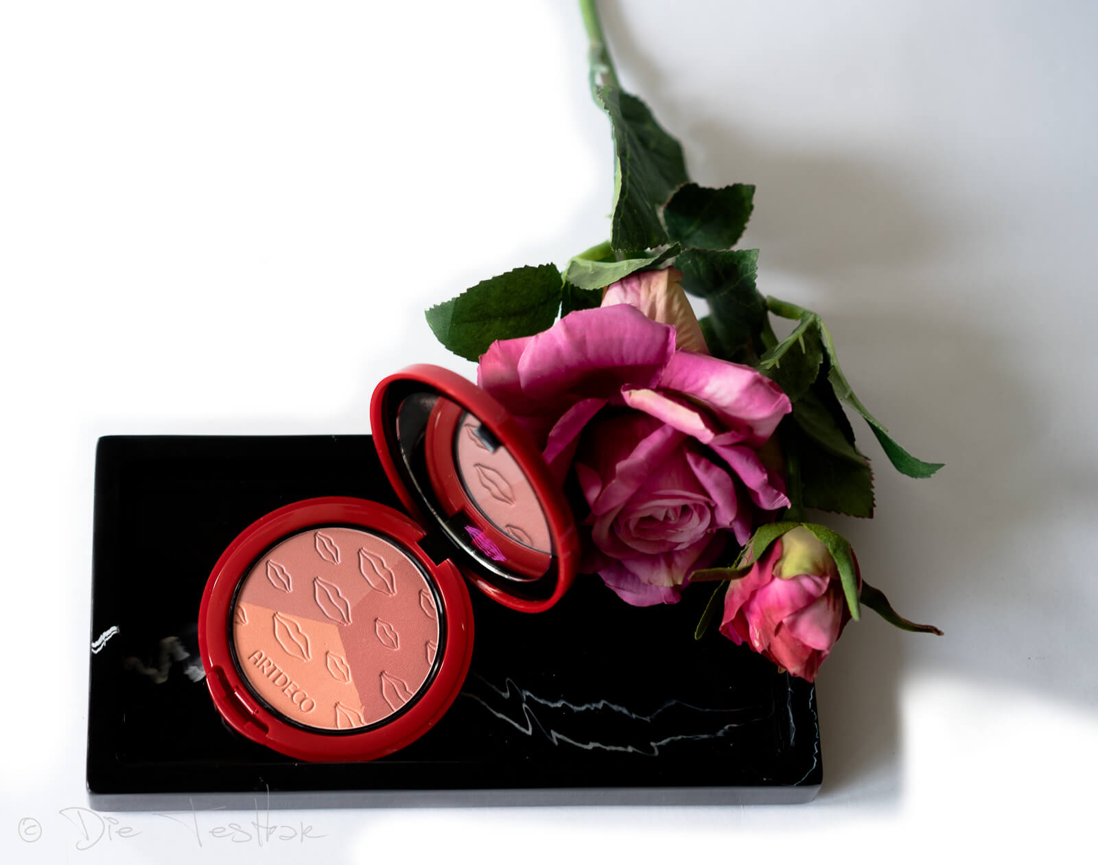 Blush Couture Iconic red von Artdeco