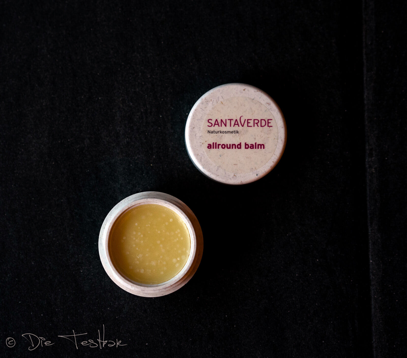 Die SOS-Pflege für die Lippen und trockene Hautpartien - allround balm von Santaverde 4