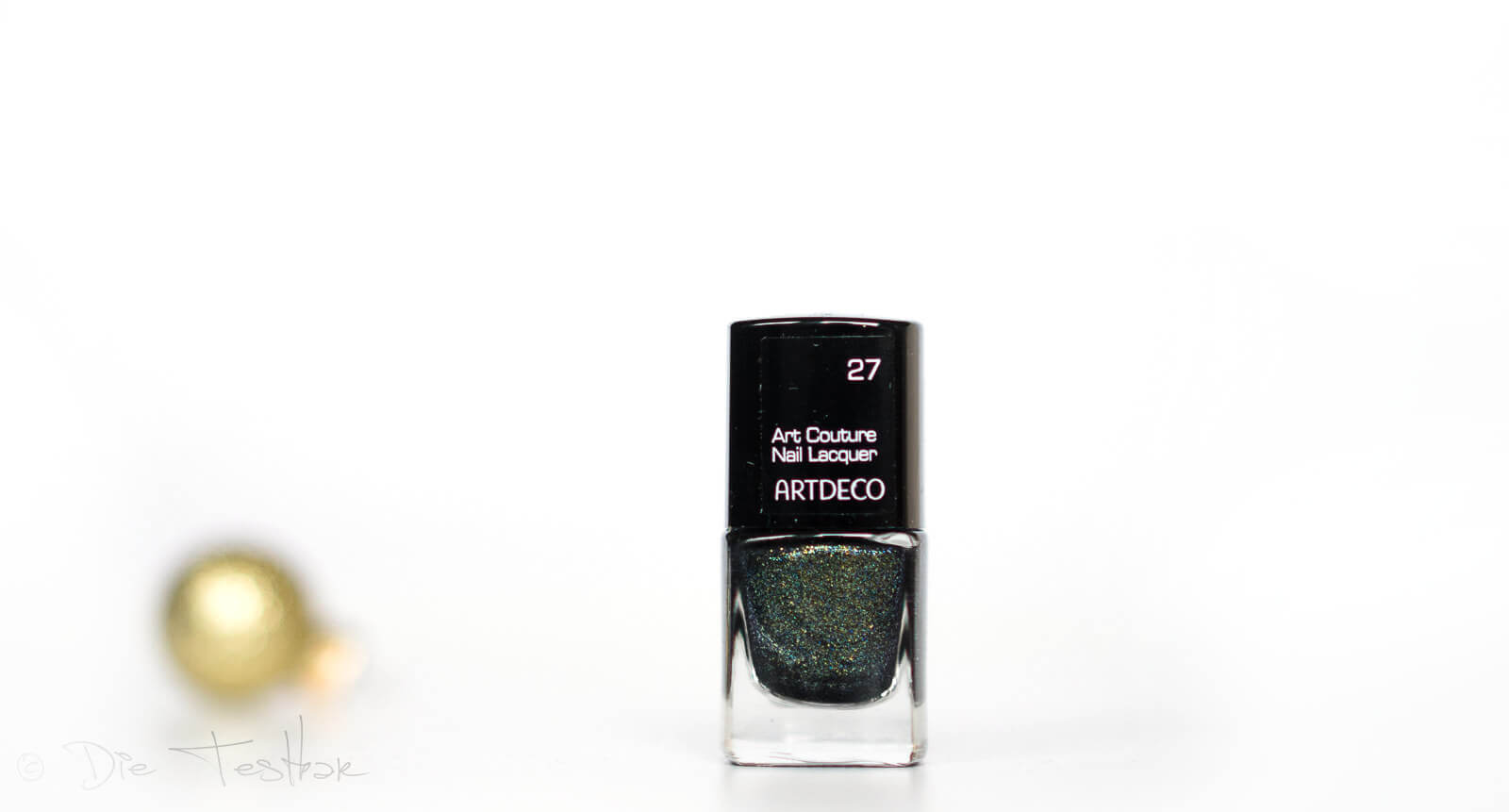 Funkelnder Auftritt - Festlicher Look mit der All that Glitter-Kollektion von Artdeco 54