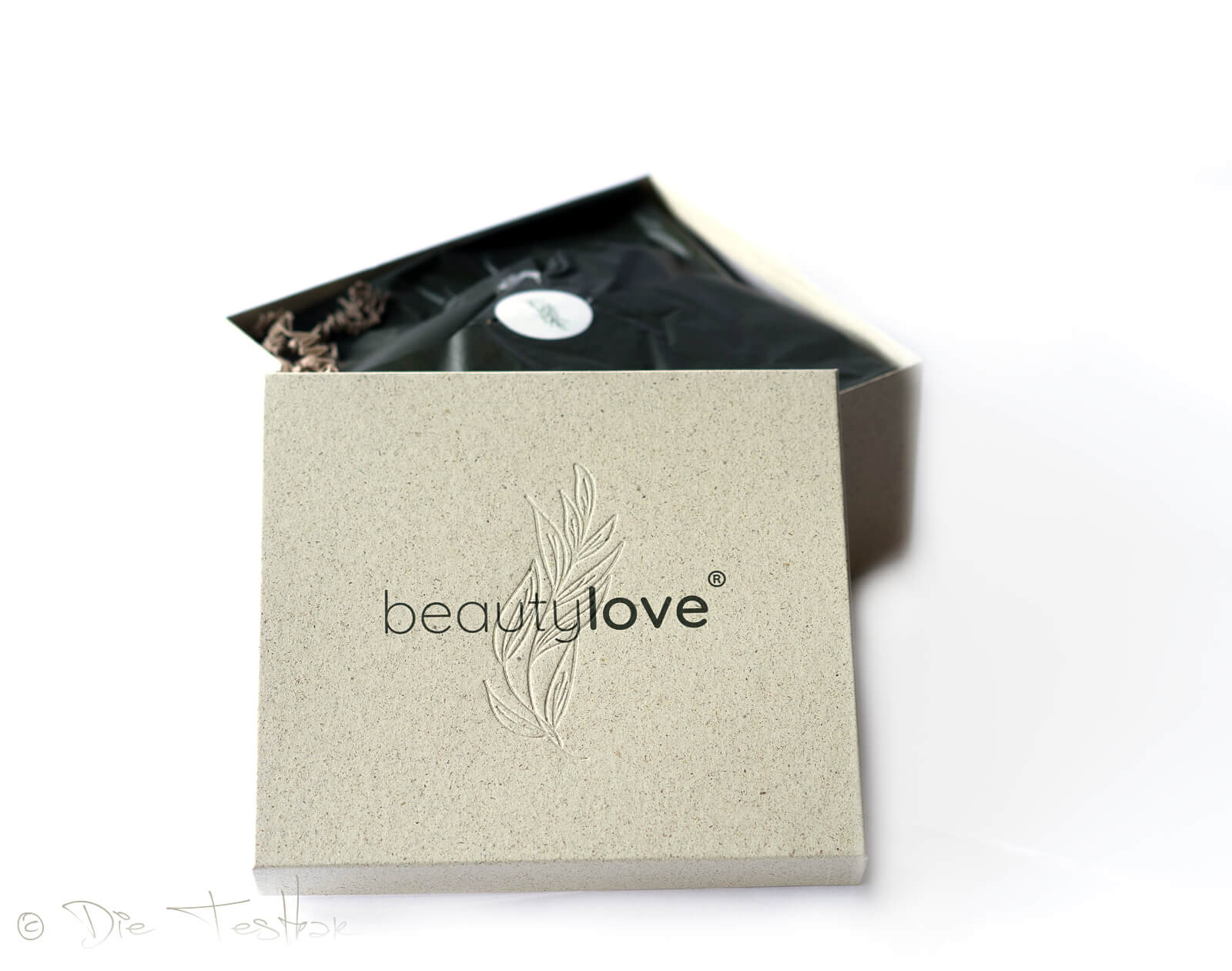 beautylove – The Natural Box im Oktober 2020 – simple & powerful