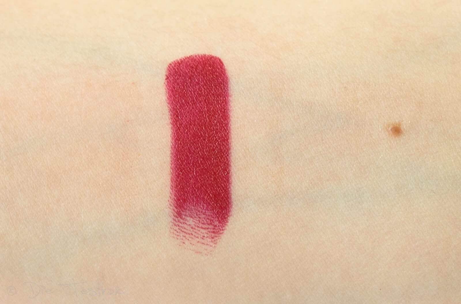 PERFECT COLOR LIPSTICK