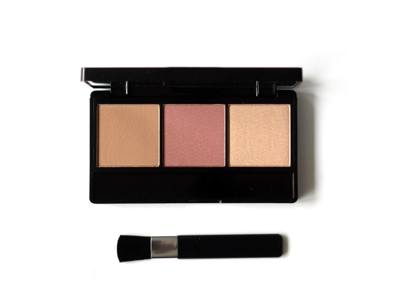 Face-, Bronze-, Blush- und Glow Paletten von Artdeco 15