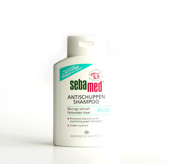 ANTISCHUPPEN SHAMPOO PLUS Zur nachhaltigen Bekämpfung von Schuppen bei schnell fettendem Haar und Juckreiz