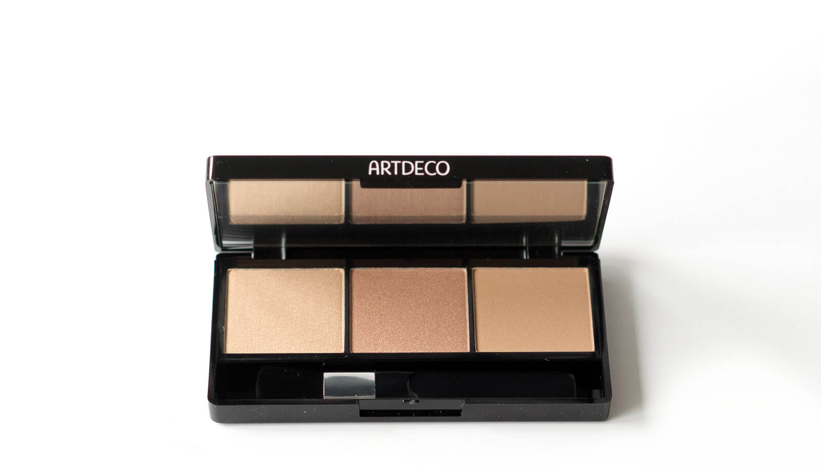 Face-, Bronze-, Blush- und Glow Paletten von Artdeco 68