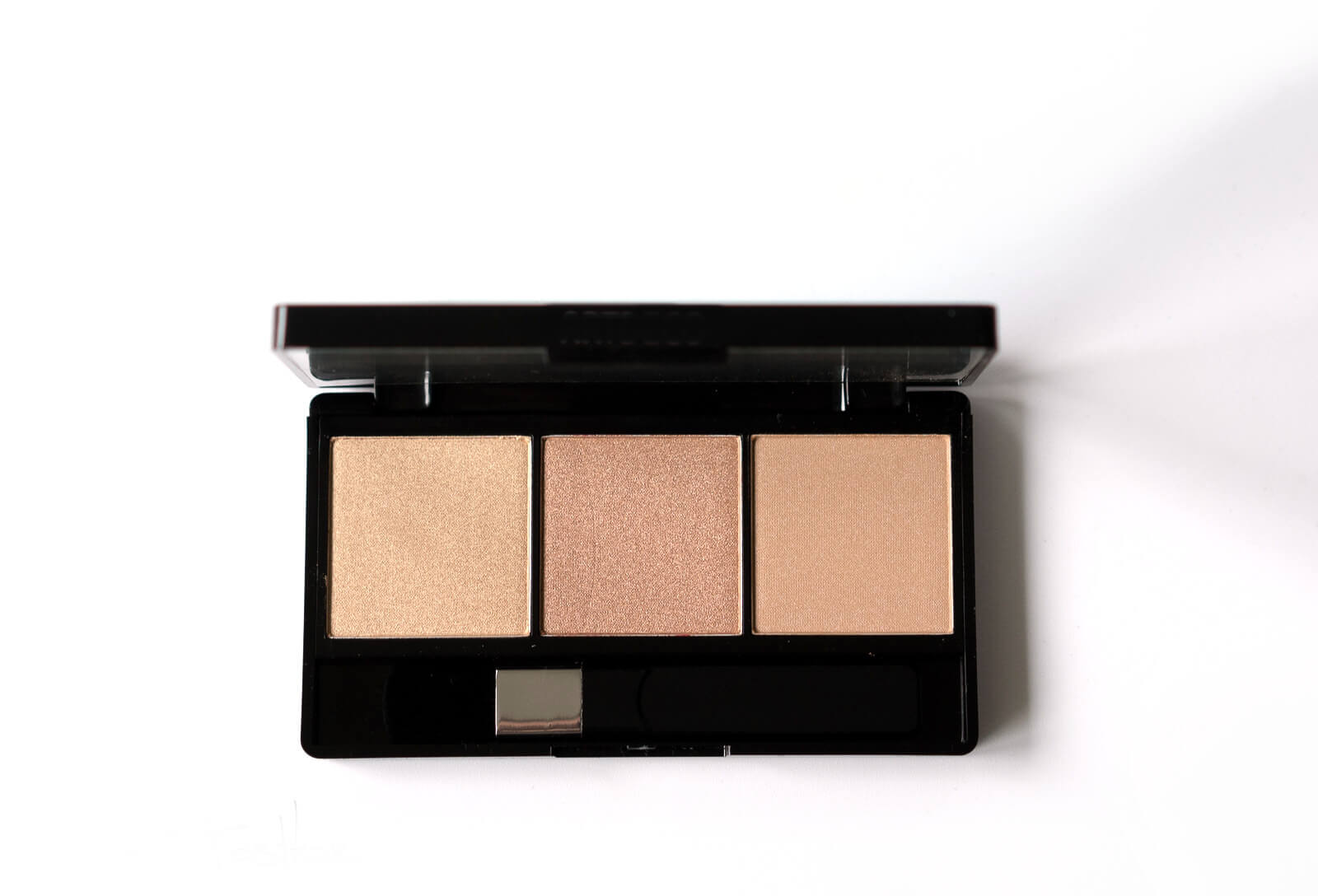 Face-, Bronze-, Blush- und Glow Paletten von Artdeco 65