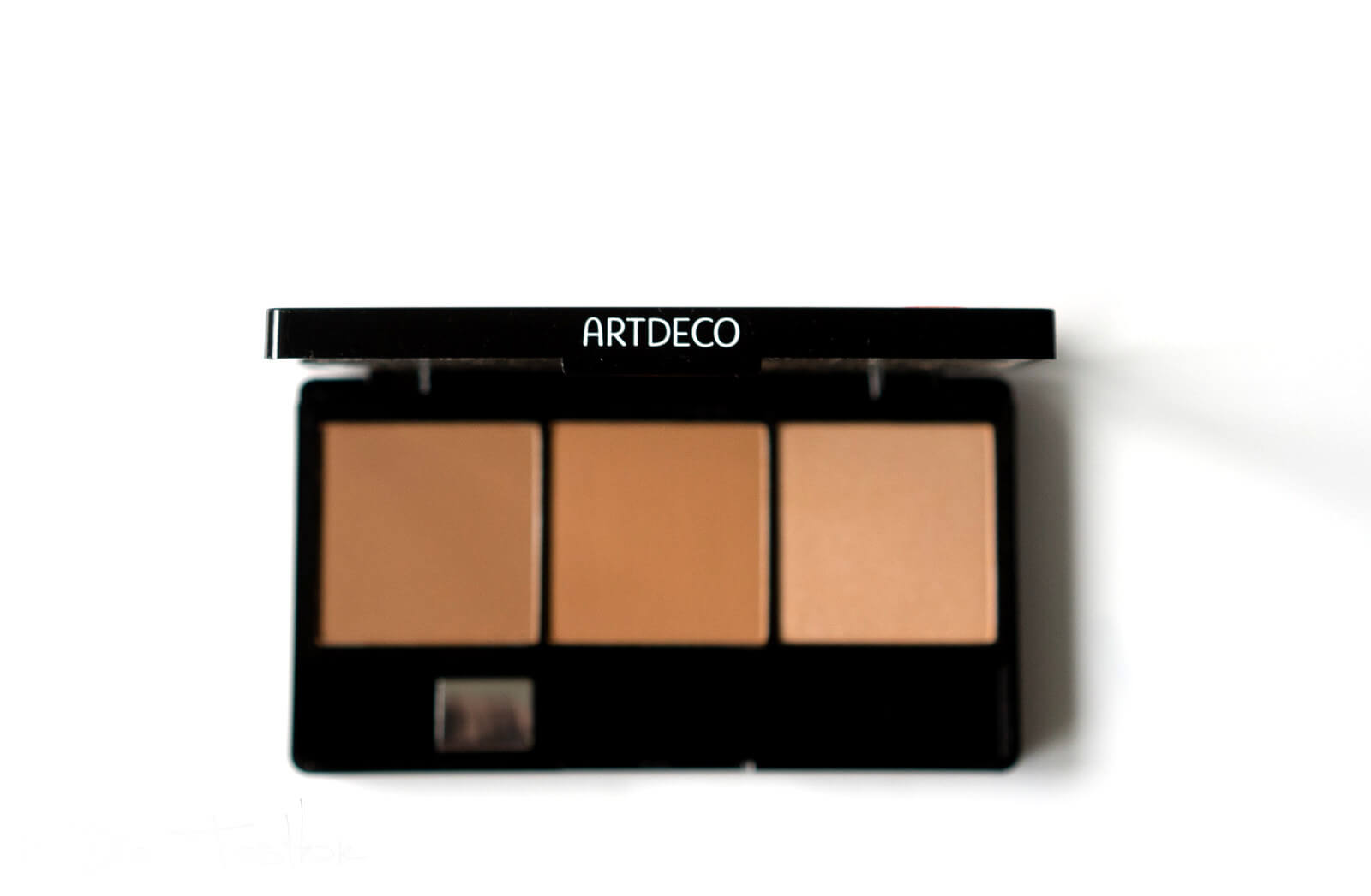 Face-, Bronze-, Blush- und Glow Paletten von Artdeco 42