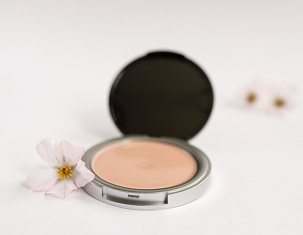„DON'T COPY ME – HERE I AM!“ - Die neue Limited Edition von p2 cosmetics - Here I am! color control compact cream
