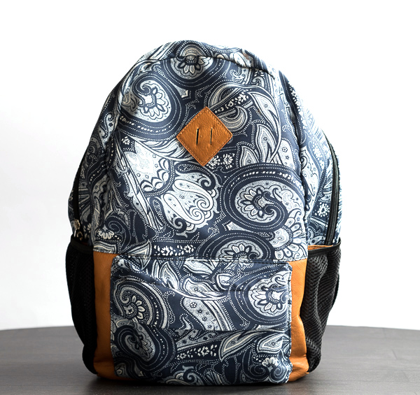 Rucksack mit Paisley-Muster