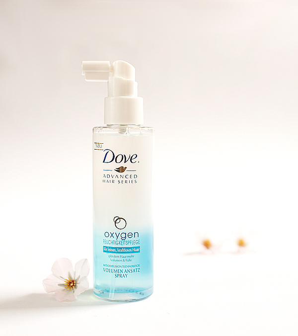 Oxygen Feuchtigkeitspflege Volumen Ansatz-Spray von Dove