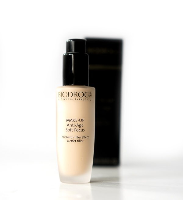 Soft Fokus Anti-Age Make-up von Biodroga