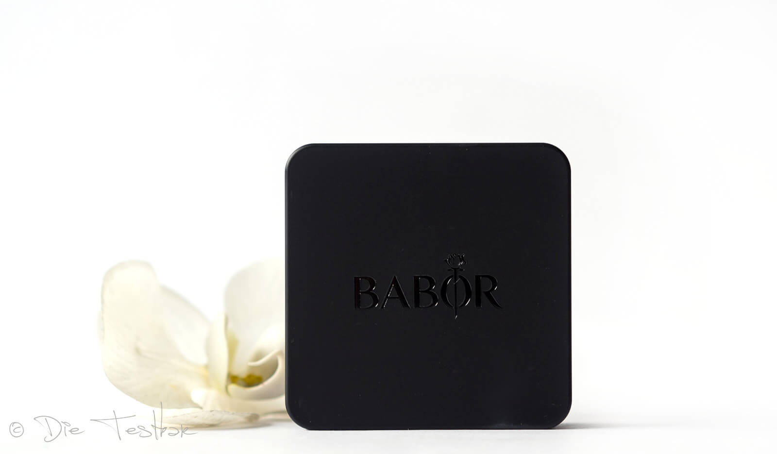 Hochwertige dekorative Kosmetik von Babor für ein schönes, haltbares Sommer Make-up 16