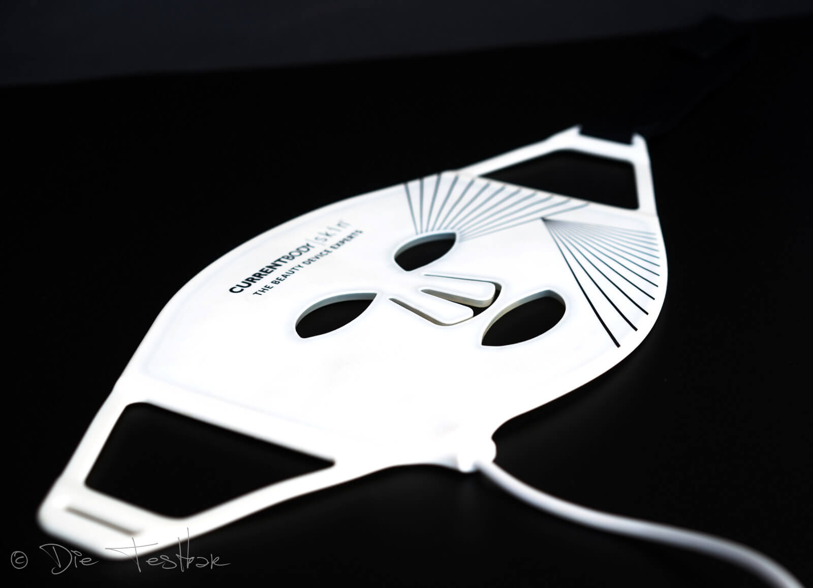 Review - Haarwuchs fördern mit der LED-Lichttherapiemaske von CurrentBody Skin 12