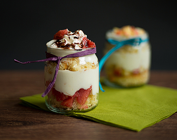 Cake in a jar