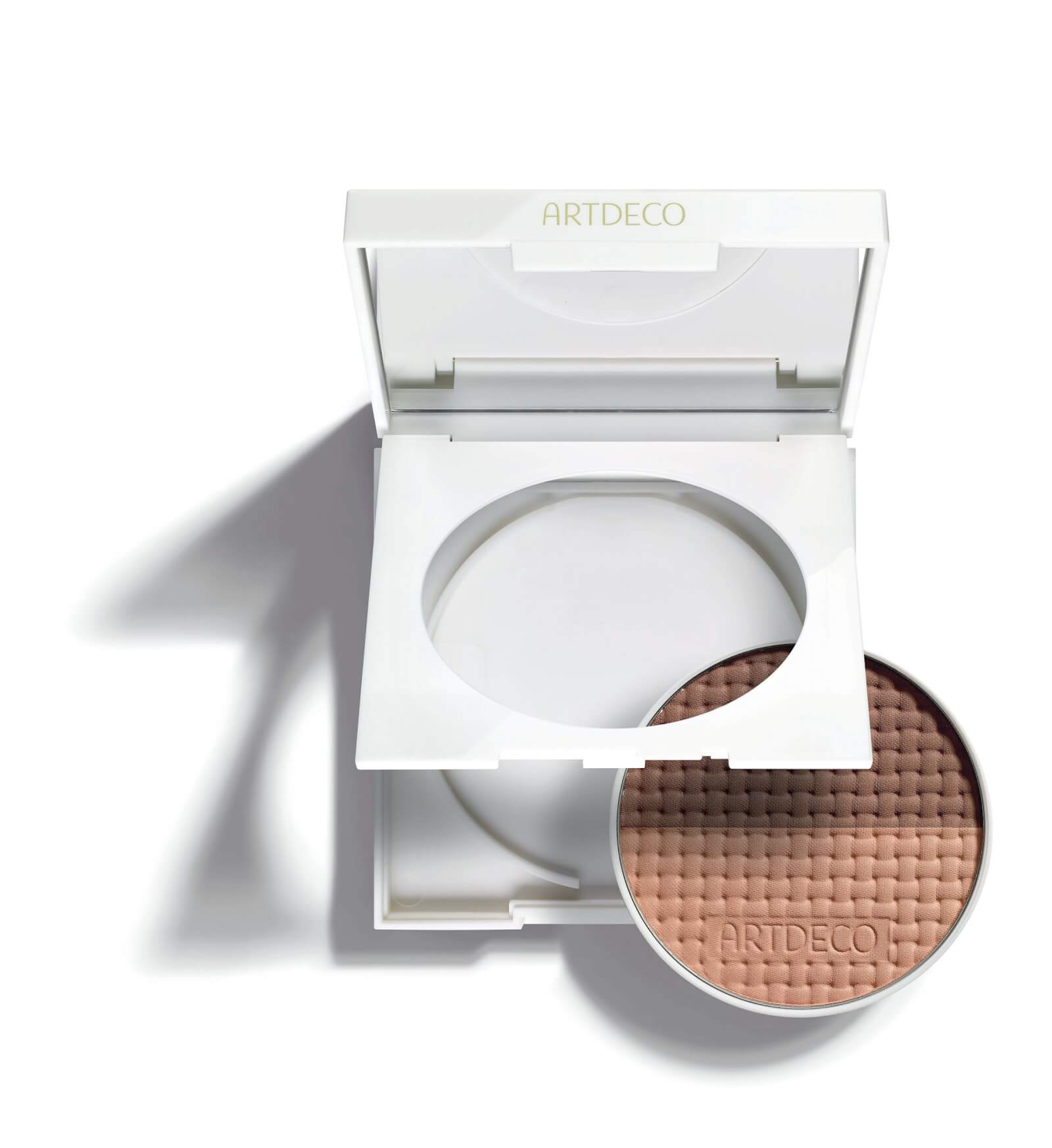 Review - Golden breeze on the French Riviera - Bronzing-Kollektion von Artdeco 13