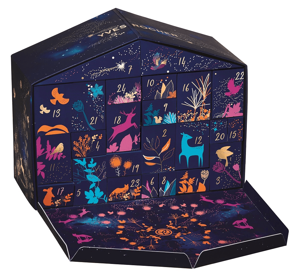 Der Yves Rocher Adventskalender präsentiert sich in diesem Jahr mit dem Motto „Ein magischer Wintergarten“ in märchenhaft, verspieltem Design. 24 Überraschungen der Yves Rocher Pflanzen-Kosmetik verstecken sich in den vielseitigen, wiederverwendbaren und recyclebaren Boxen des Yves Rocher Adventskalender. 24 Highlights aus den Bereichen Pflege, Make-up und Duft verkürzen die Vorweihnachtszeit auf sinnliche Weise. Von kleinen Flacons mit den schönsten Yves Rocher Düften sowie Gesichts-, Haar- und Körperpflege im Taschenformat finden sich auch Lippenstift, Mascara und Nagellack in Originalgröße in den hübschen Boxen. Zusätzlich dazu ist der Kalender von Yves Rocher so konzipiert, dass er vielseitig einsetzbar ist: Die kleinen Boxen sind hübsch designt und können zusammen mit dem Kalender in Häuschenform aufgestellt oder auch kreativ einzeln im Raum verteilt werden. Yves Rocher Adventskalender / 44,90 €*